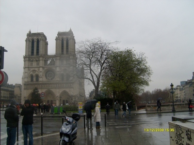 la cathédrale Notre Dame si me souvenirs sont bon